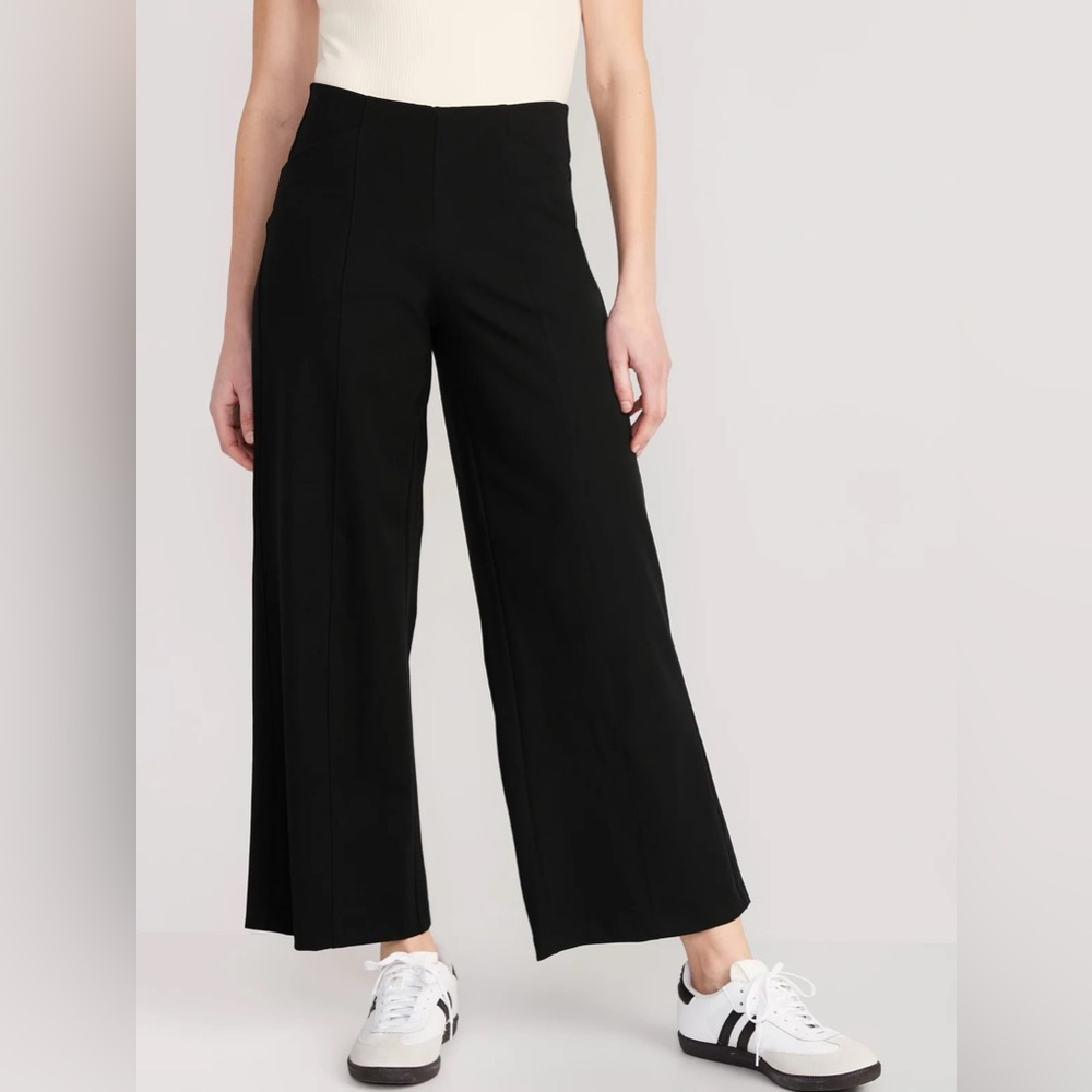 *NWOT* Old Navy High-Waisted Pull-On Pixie Wide-Leg Pants for Women